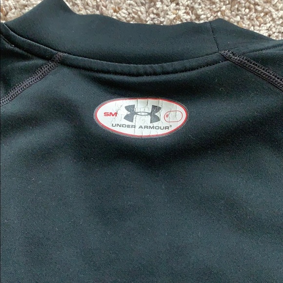 Men’s under armor base layer shirt - Picture 4 of 4